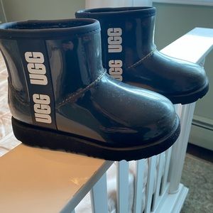 Uggs for kids size 12